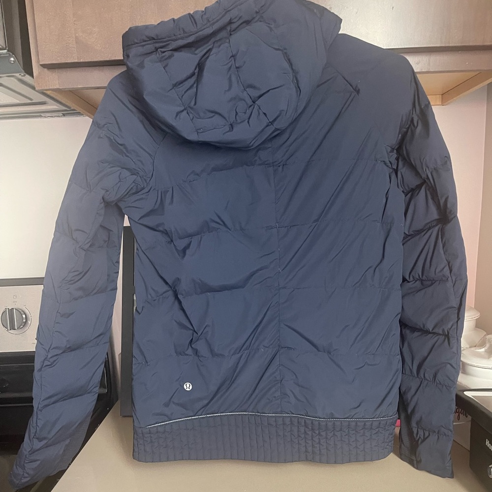 Lululemon Puffer Pullover - image 1